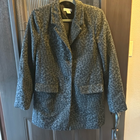 Liz Claiborne leopard print coat - Picture 1 of 6